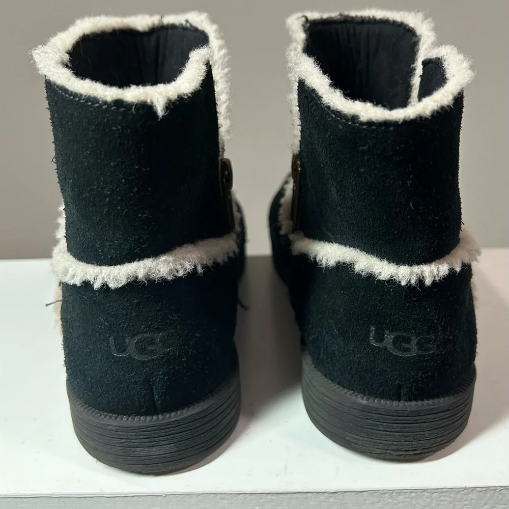 UGG Kids'‎ Coletta Ankle Boot-Black